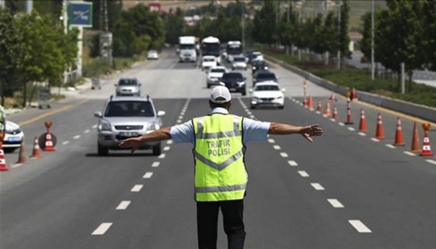 İstanbul'da bazı yollar trafiğe kapatıldı